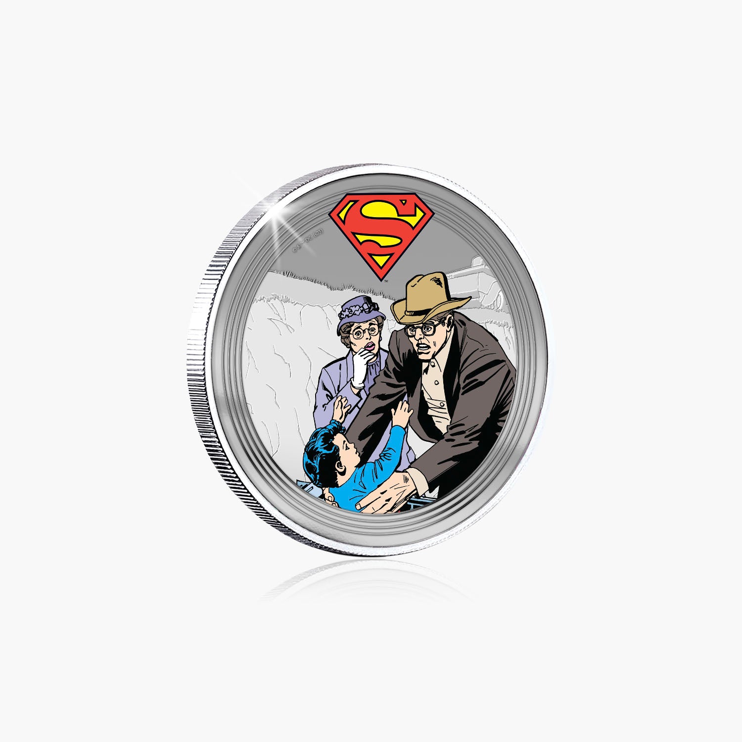 DC Comics Superman - Superman with his Adoptive Parents