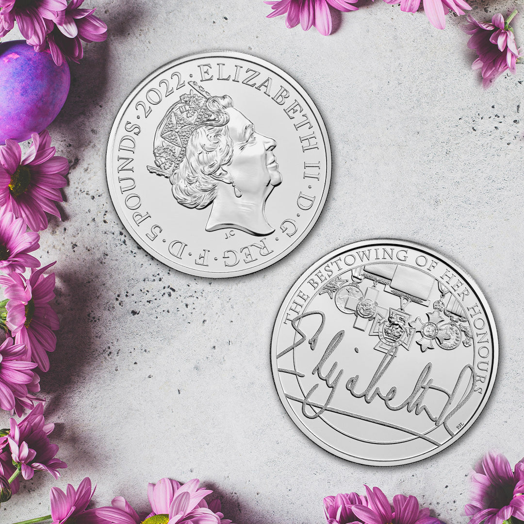 The Official Queen's Reign Honours and Investitures 2022 UK £5 BU Coin