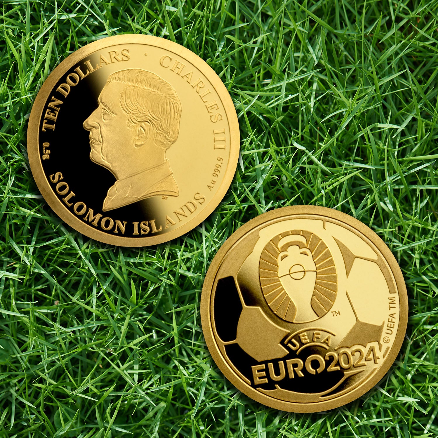 Mini pièce officielle avec emblème en or de l'UEFA EURO 2024