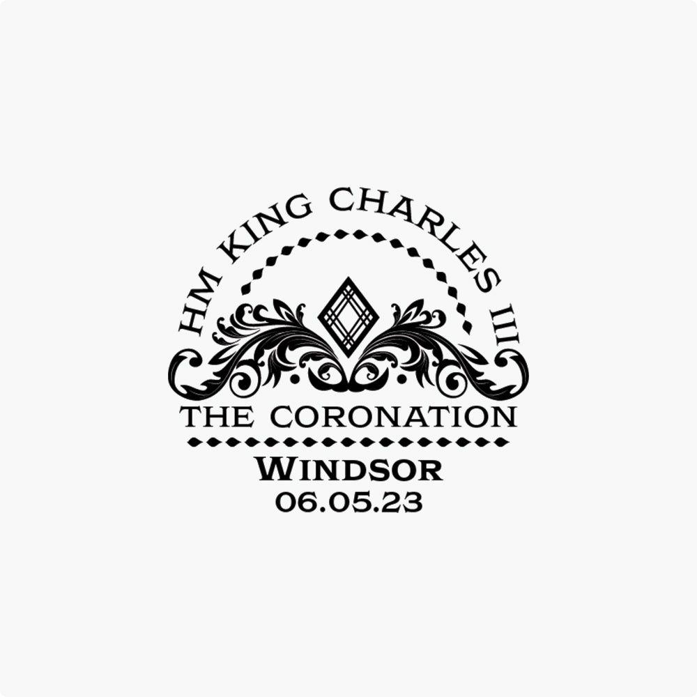 Paire de timbres de couronnement du roi Charles III du 6 mai, couverture premier jour